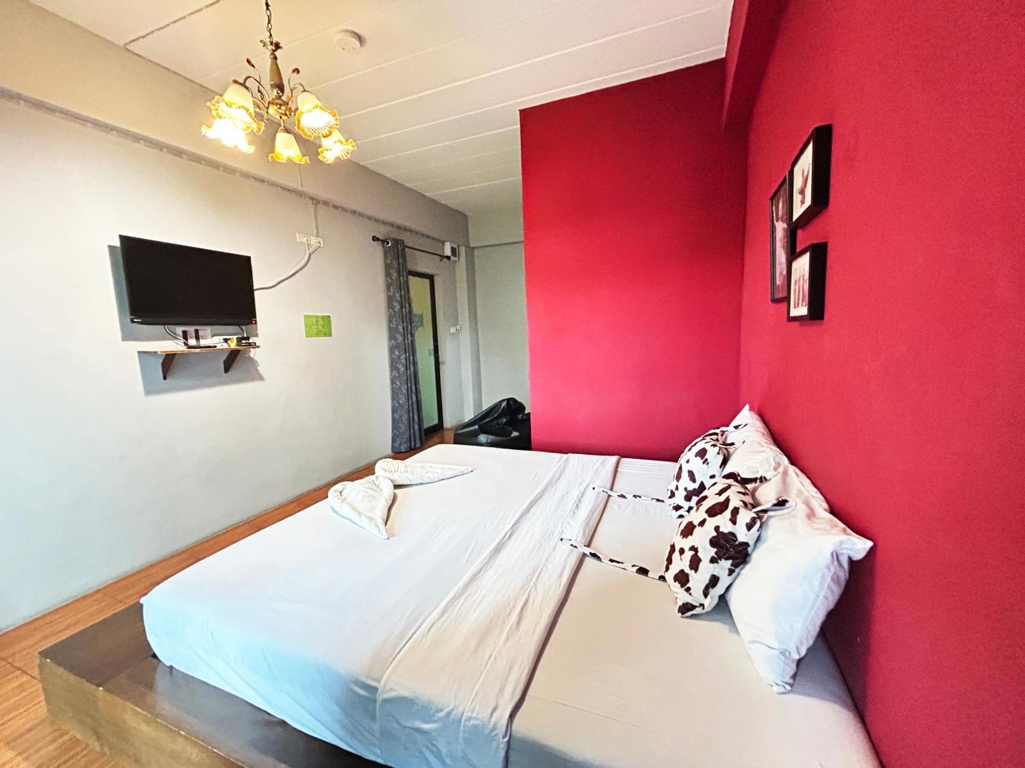 Hide Bangkok Hostel Екстер'єр фото
